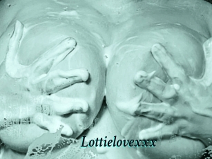 Lottielovexxx